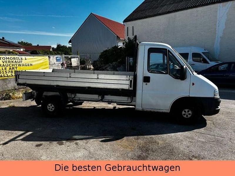 Gebraucht Peugeot Boxer 101 PS (74 kW) 2006 Weiß Van