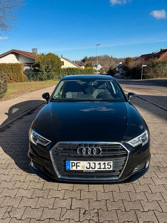 Schwarz Gebraucht 2017 Audi A3 Sport Limousine | 14.300 € (Guter Preis) - Bild 1/4