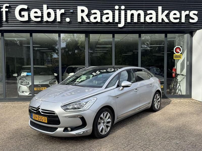 Grau Gebraucht 2013 Citroën DS5 Chic Kleinwagen | 5.900 € (Fairer Preis) - Bild 1/4