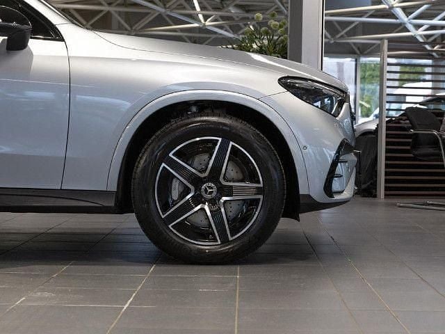 Gebraucht Mercedes GLC200 AMG line 163 PS (119 kW) 2026 SUV