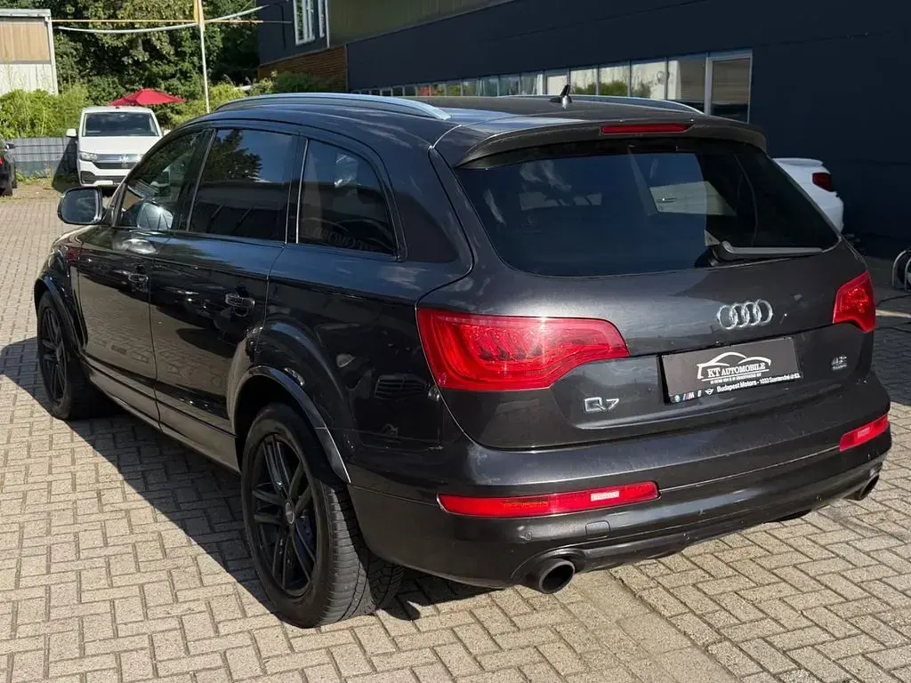Gebraucht Audi Q7 Sport 349 PS (256 kW) 2011 Grau SUV