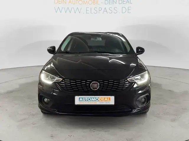 Gebraucht Fiat Tipo Lounge 95 PS (69 kW) 2020 New nero (vr Kombi