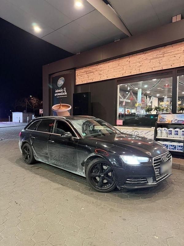 Gebraucht Audi A4 Sport 150 PS (110 kW) 2017 Schwarz Kombi