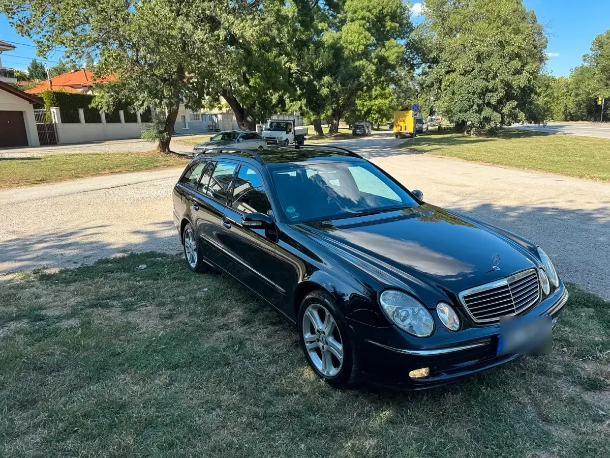Gebraucht Mercedes E320 204 PS (150 kW) 2003 Schwarz Kombi