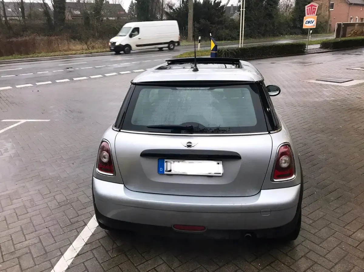 Gebraucht Mini ONE 95 PS (69 kW) 2009 Silber Kleinwagen