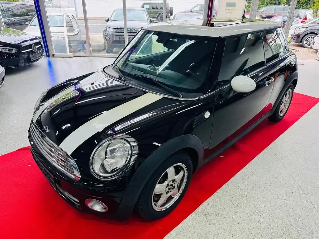 Używany Mini One D 90 KM (66 kW) 2010 Czarny Hatchback