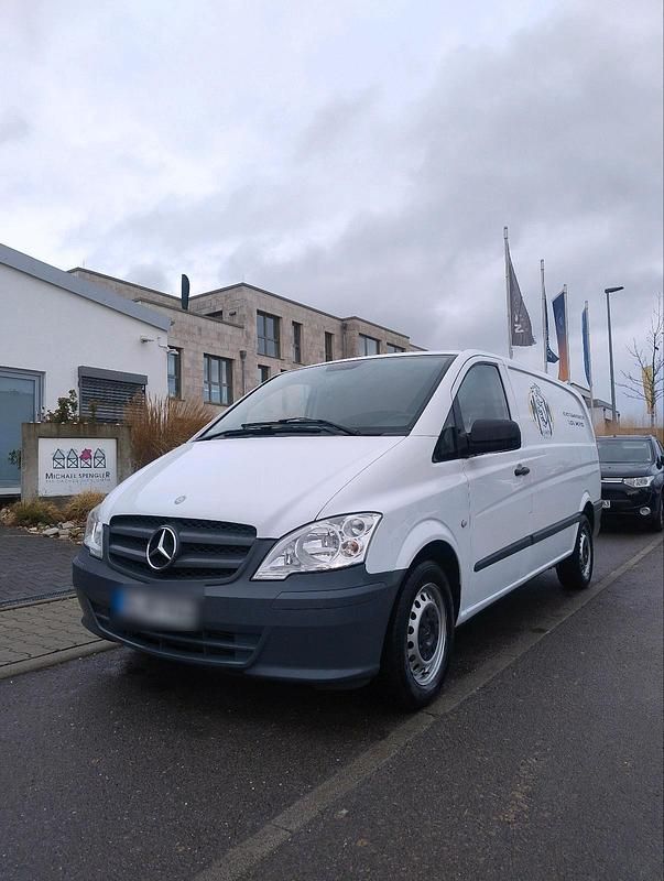 Gebraucht Mercedes Vito 95 PS (69 kW) 2011 Weiß Van