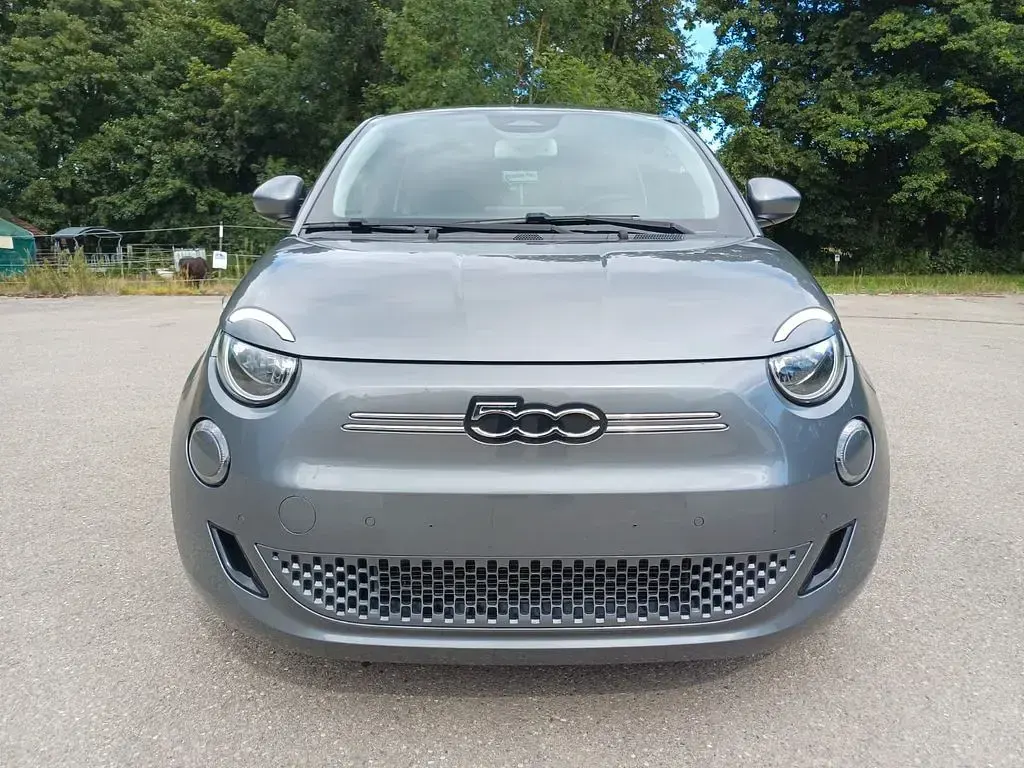 Gebraucht Fiat 500e Comfort 86 kW (118 PS) 2023 Grau Kleinwagen