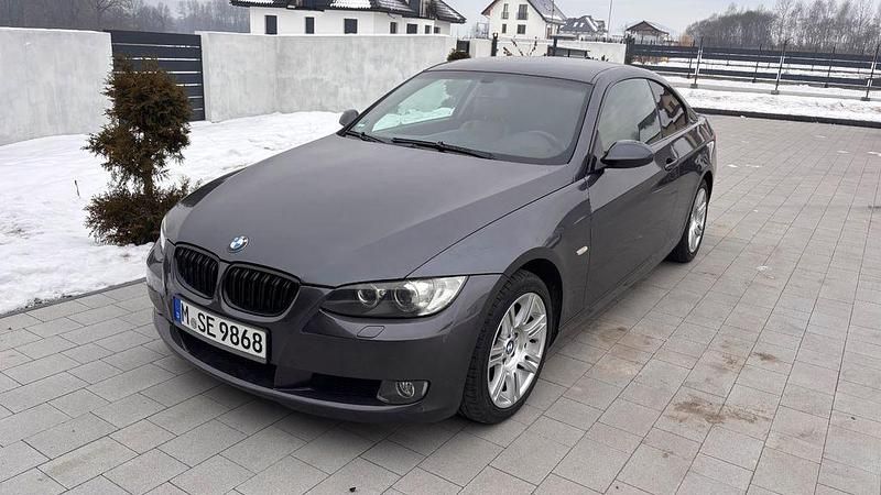 Gebraucht BMW 325 218 PS (160 kW) 2007 Grau Coupé