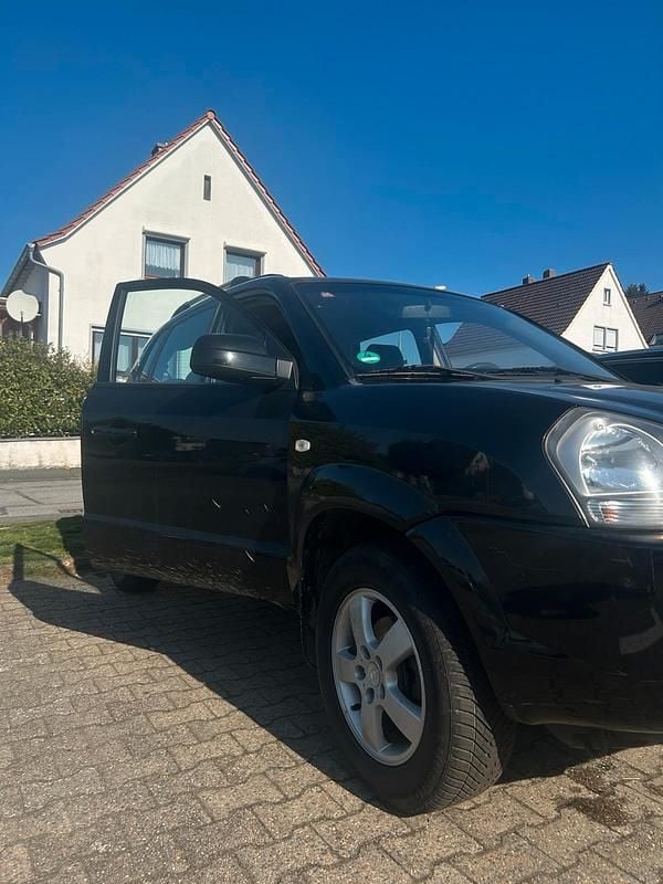Gebraucht Hyundai Tucson 140 PS (102 kW) 2008 Schwarz SUV