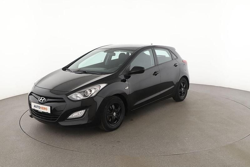 Schwarz Gebraucht 2015 Hyundai i30 Edition Limousine | 9.000 € (Fairer Preis) - Bild 1/3