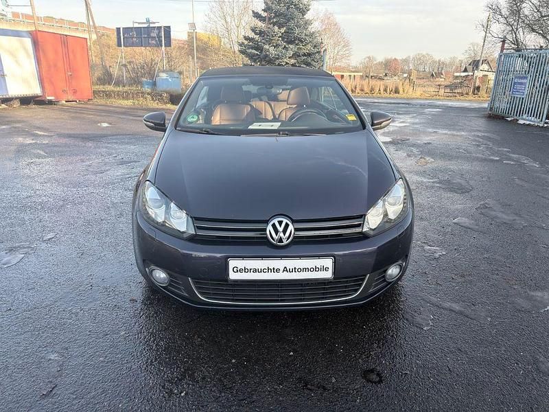 Gebraucht VW Golf Cabriolet Basis 105 PS (77 kW) 2013 Violett Cabrio