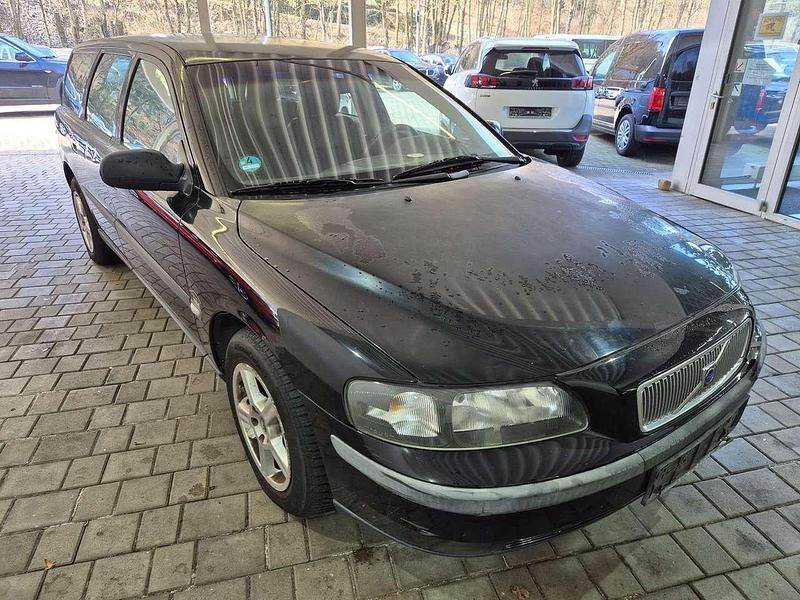 Usata Volvo V70 140 CV (102 kW) 2002 Nero Station wagon