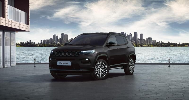 Andere farbe Gebraucht 2022 Jeep Compass Altitude SUV | 36.450 € - Bild 1/4