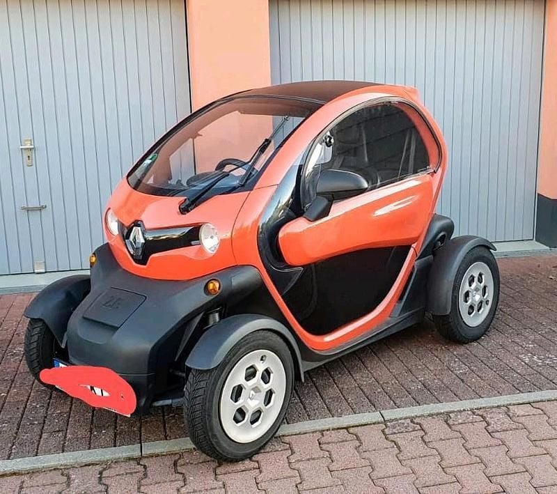 Orange Gebraucht 2016 Renault Twizy Kleinwagen | 3.500 € (Guter Preis) - Bild 1/4