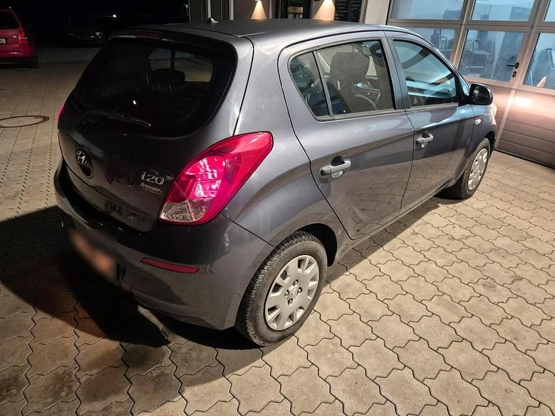 Gebraucht Hyundai i20 86 PS (63 kW) 2014 Kleinwagen