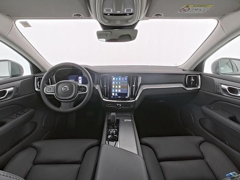 Gebraucht Volvo V60 CC Plus 197 PS (144 kW) 2023 Vapour grey / metallic Kombi