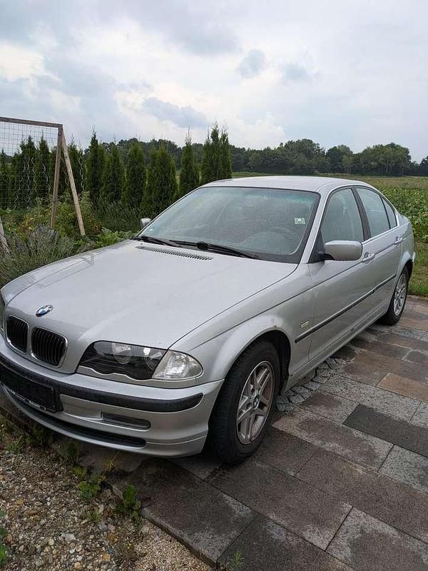Gebraucht 1999 BMW 320 Limousine | 1.000 € - Bild 1/4