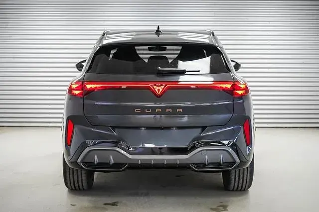 Neu Cupra Terramar 150 PS (110 kW) 2026 Timanfayagrau metallic (n7) timanfayagrau metallic (n7) SUV