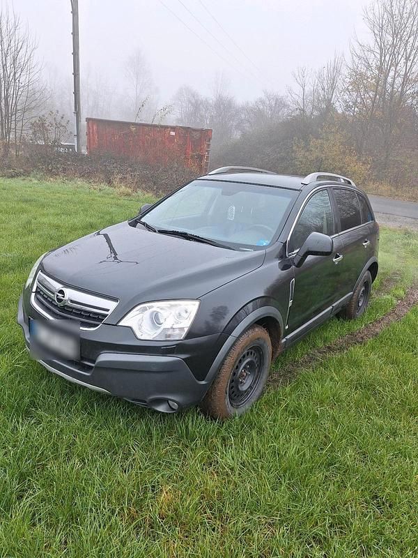 Schwarz Gebraucht 2009 Opel Antara SUV | 2.850 € (Etwas zu teuer) - Bild 1/4