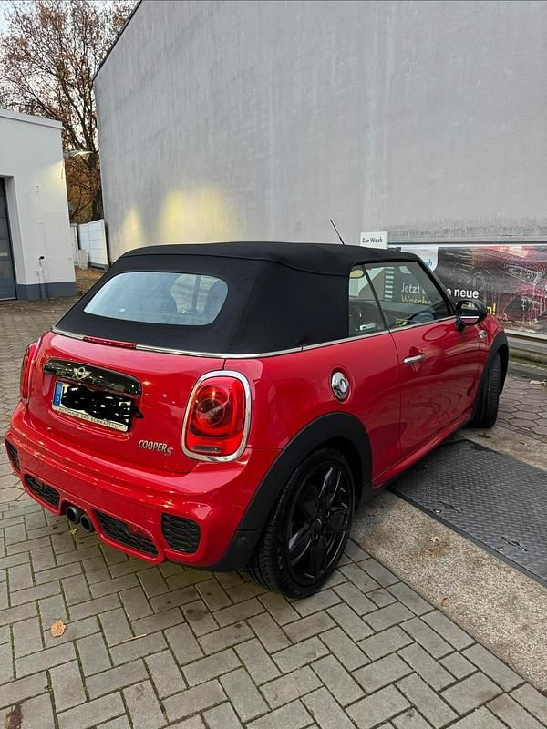 Gebraucht Mini Cooper S Cabriolet 192 PS (141 kW) 2016 Rot Cabrio