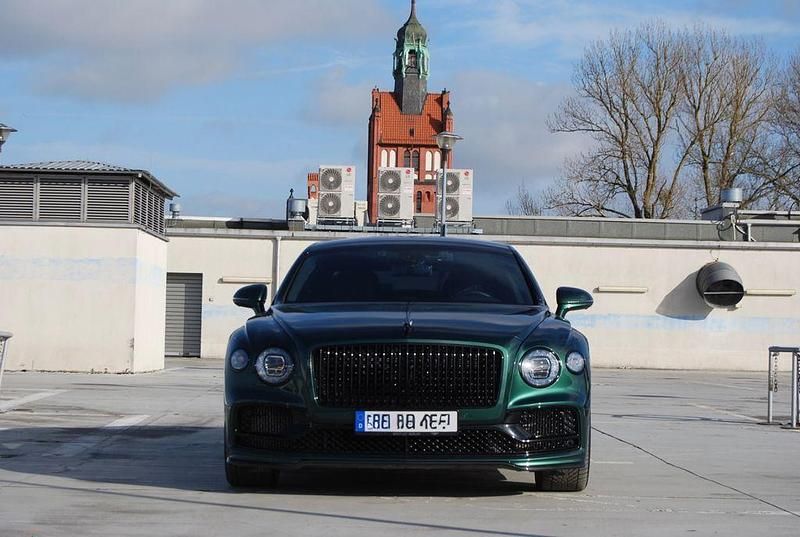 Gebraucht Bentley Flying Spur 635 PS (467 kW) 2021 Grün Limousine