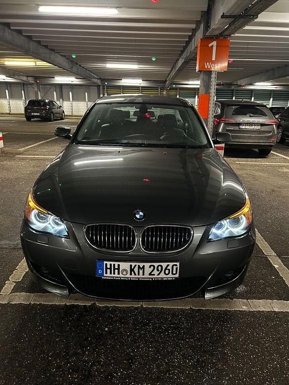 Gebraucht BMW 525 218 PS (160 kW) 2006 Grau Limousine