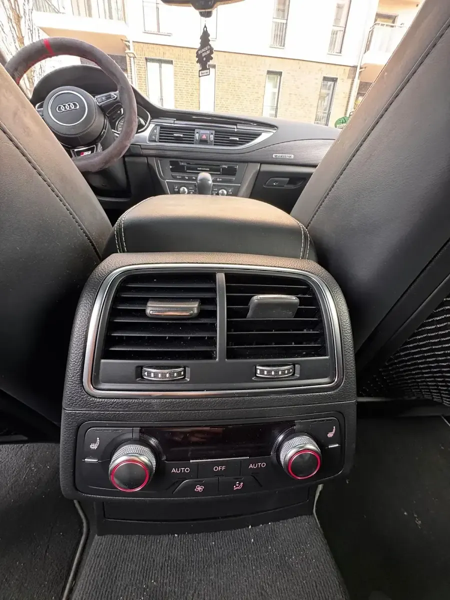 Second-hand Audi S7 Comfort 540 CP (397 kW) 2016 Alb Hatchback