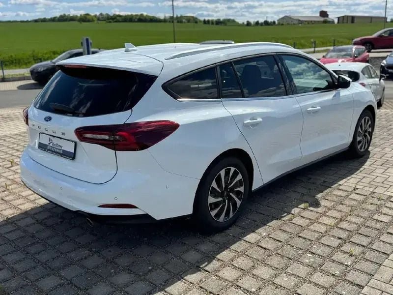 Gebraucht Ford Focus Titanium S 155 PS (114 kW) 2024 Frostweiß Kombi