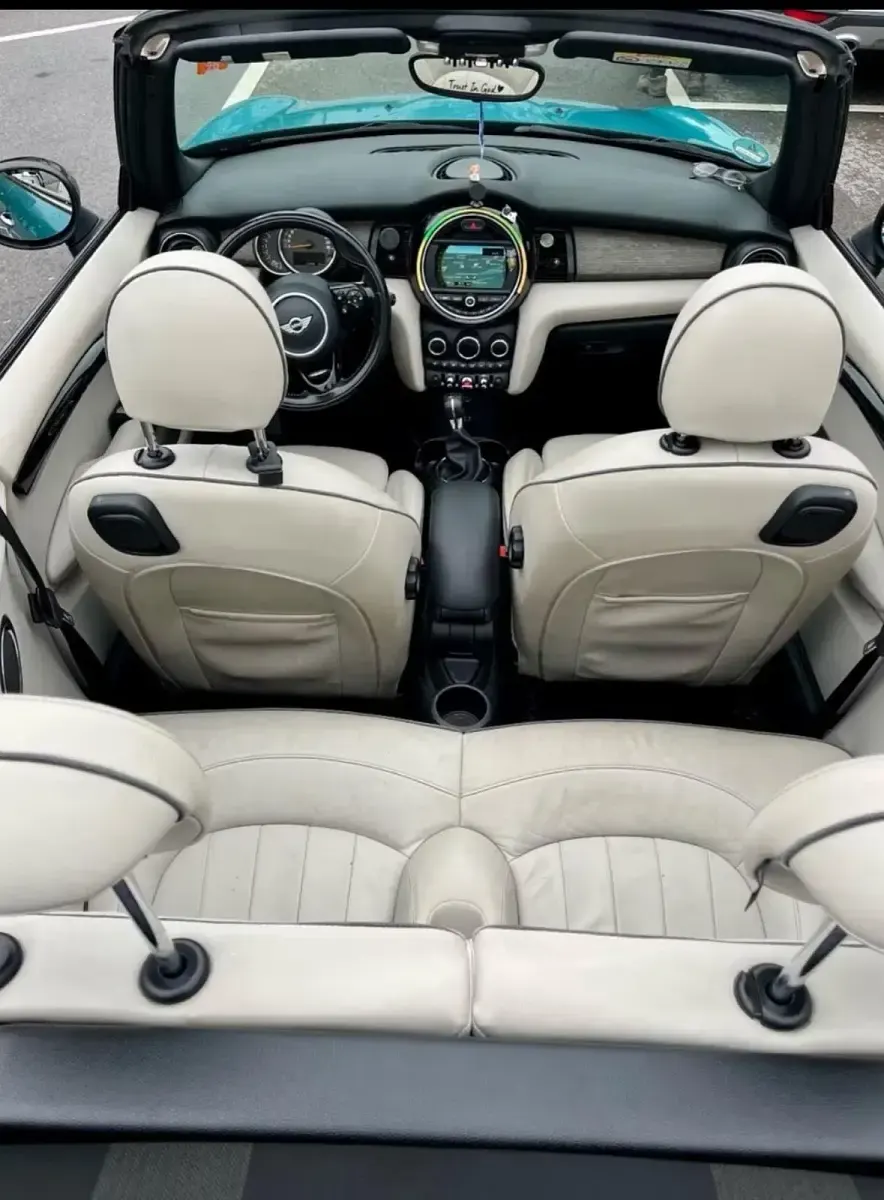 Käytetty Mini Cooper D Cabriolet 116 HP (85 kW) 2016 Sininen Avoauto