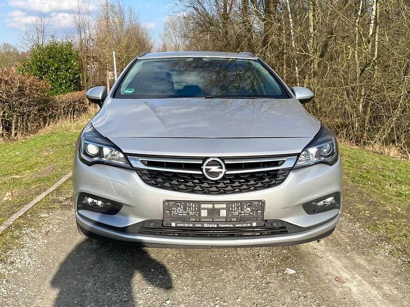 Gebraucht Opel Astra Edition 136 PS (100 kW) 2016 Silber Kombi