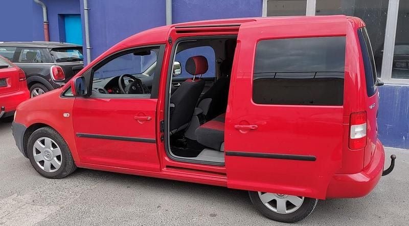 Gebraucht VW Caddy Life 80 PS (58 kW) 2010 Rot Van / Kleinbus