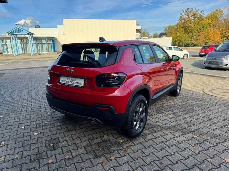 Neu Jeep Avenger Longitude 101 PS (74 kW) 2025 Rot SUV