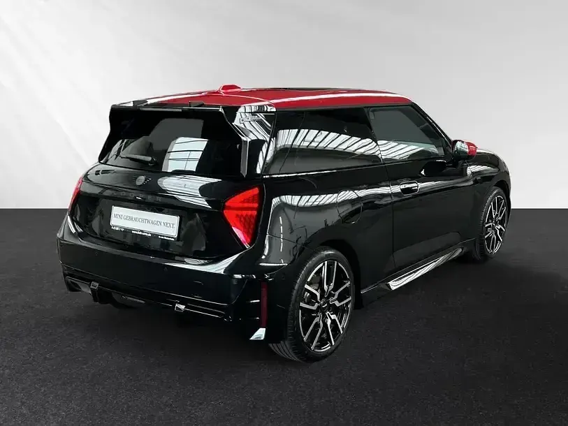 Gebraucht Mini Cooper 135 kW (184 PS) 2025 Midnight black ii Kleinwagen