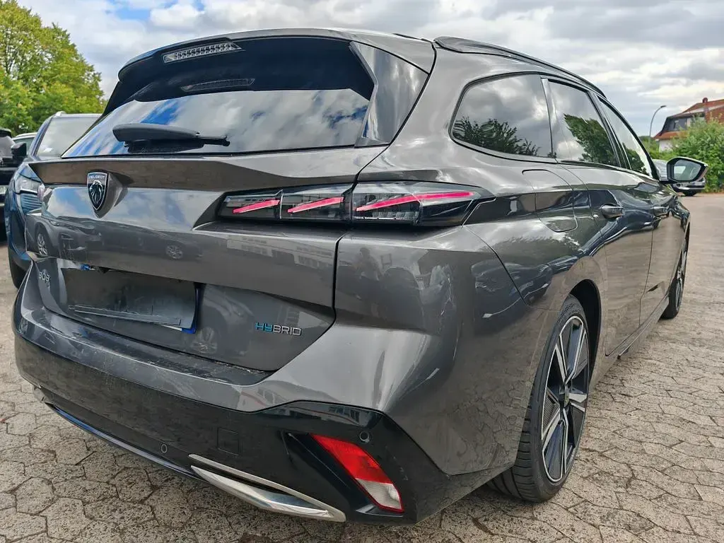 Gebraucht Peugeot 308 SW GT 181 PS (133 kW) 2023 Grau Kombi