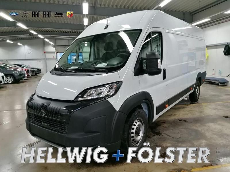 Gebraucht Peugeot Boxer 140 PS (102 kW) 2024 Weiß Van