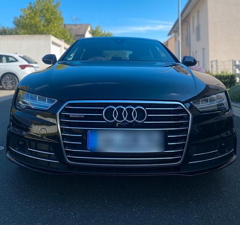 Schwarz Gebraucht 2015 Audi A7 Sportback S-Line Kleinwagen | 24.900 € (Fairer Preis) - Bild 1/4
