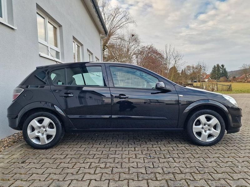 Gebraucht Opel Astra S 116 PS (85 kW) 2008 Schwarz Limousine