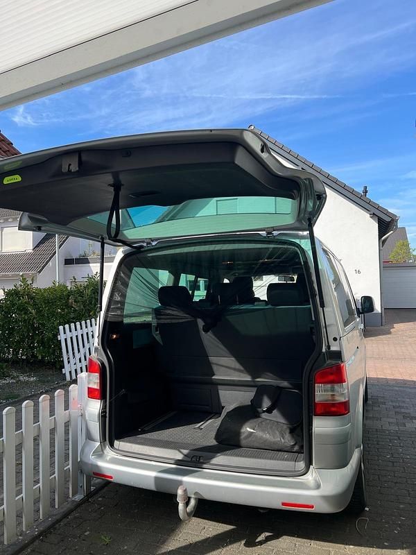 Second-hand VW T5 131 CP (96 kW) 2007 Gri Van