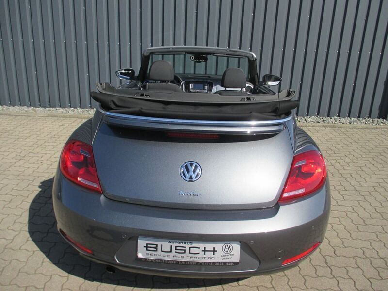 Gebraucht VW Beetle Cabriolet Design 105 PS (77 kW) 2014 Grau Cabrio