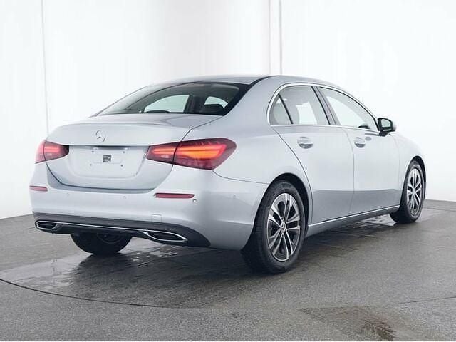 Gebraucht Mercedes A200 Progressive 163 PS (119 kW) 2024 Silber Limousine