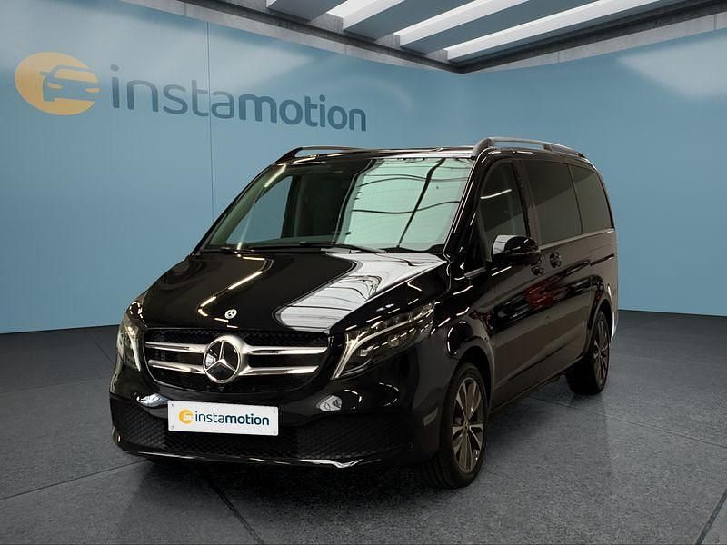 Schwarz Gebraucht 2024 Mercedes V250 Van / Kleinbus | 59.049 € (Superpreis) - Bild 1/4