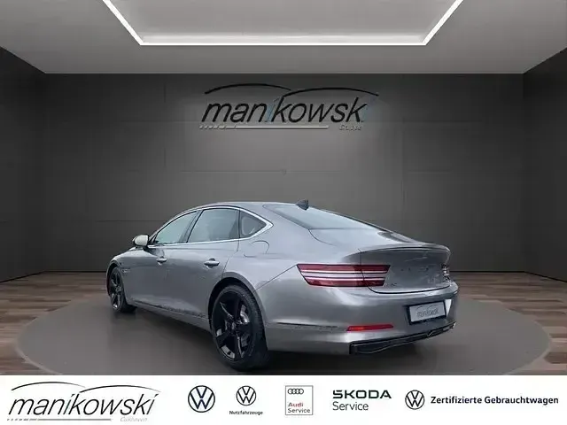 Gebraucht Genesis G80 209 PS (153 kW) 2023 Silbergrau metallic Limousine