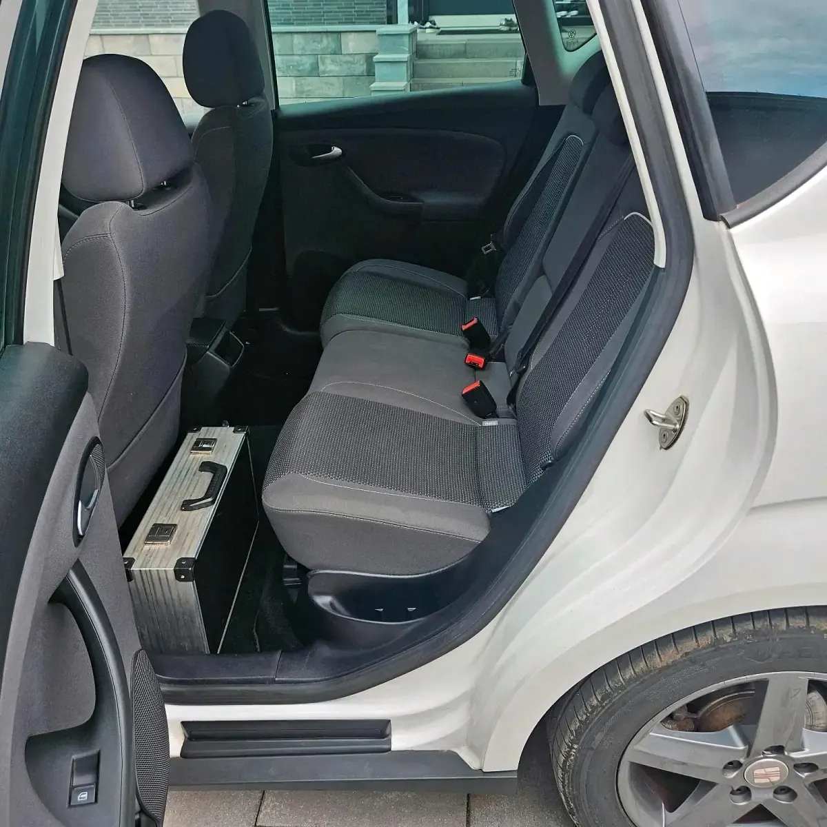 Gebraucht Seat Altea 105 PS (77 kW) 2015 Weiß Limousine