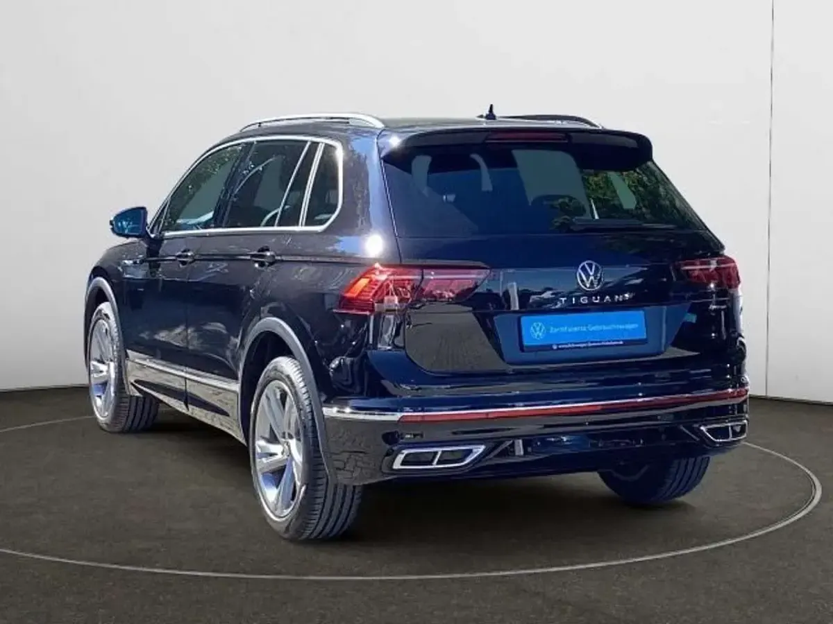 Gebraucht VW Tiguan R-line 190 PS (139 kW) 2023 Schwarz SUV