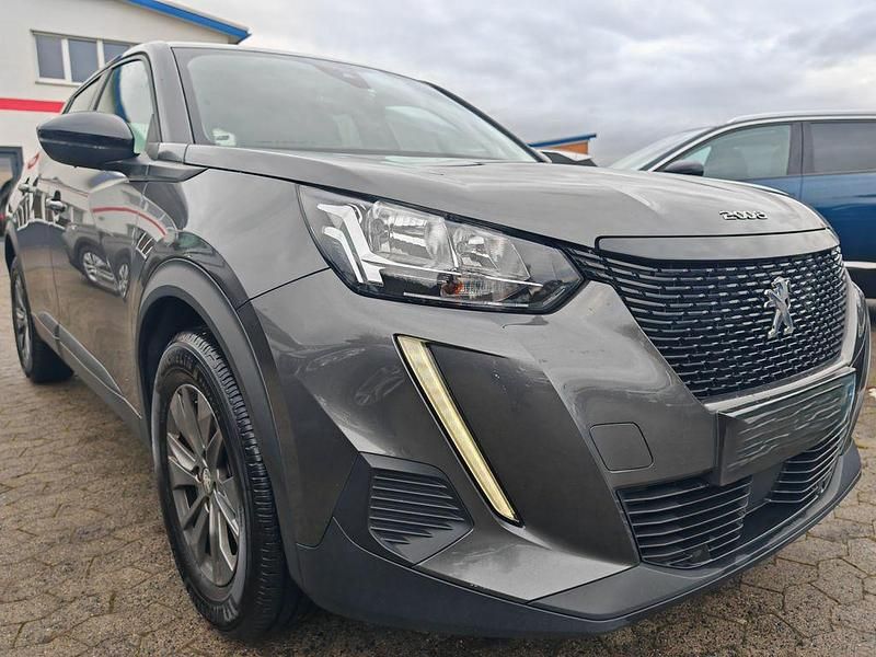 Gebraucht Peugeot 2008 101 PS (74 kW) 2022 Grau SUV