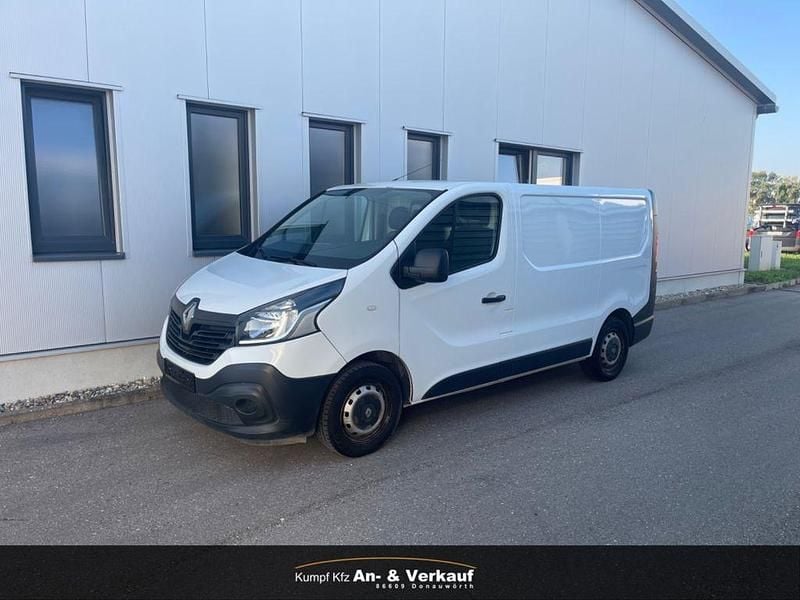 Weiß Gebraucht 2015 Renault Trafic Van | 5.980 € (Guter Preis) - Bild 1/4