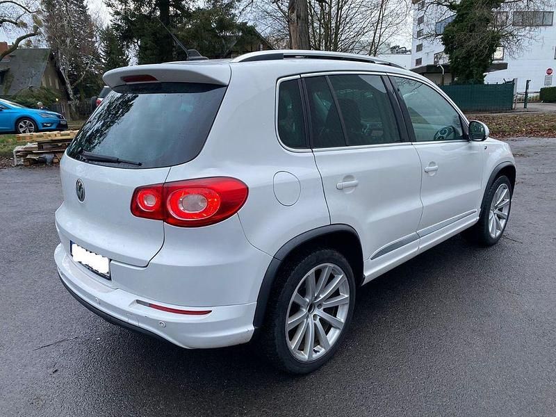 Gebraucht VW Tiguan R-line 140 PS (102 kW) 2011 Violett SUV