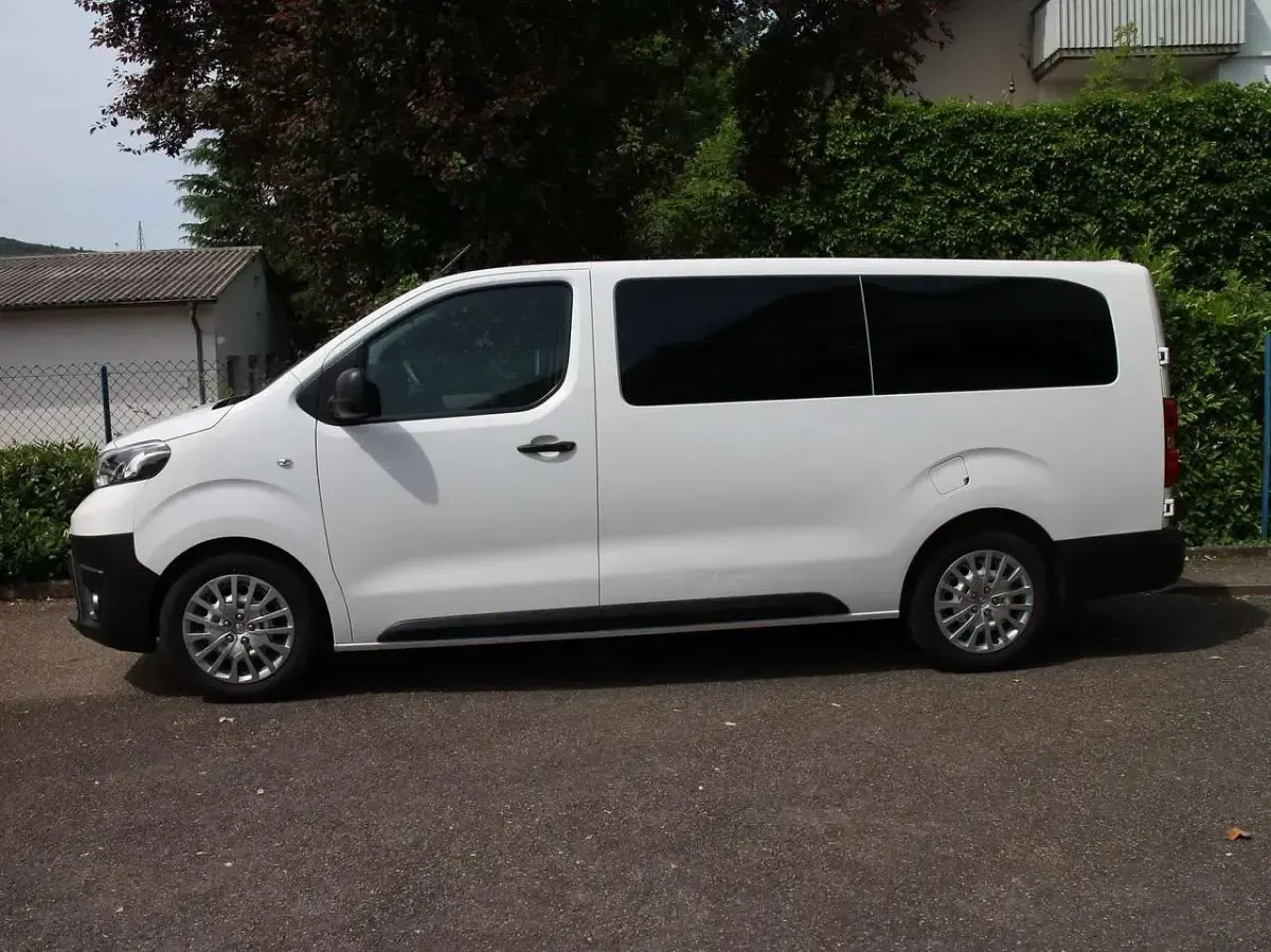 Gebraucht Toyota Proace Comfort 120 PS (88 kW) 2020 Weiss iii Van / Kleinbus