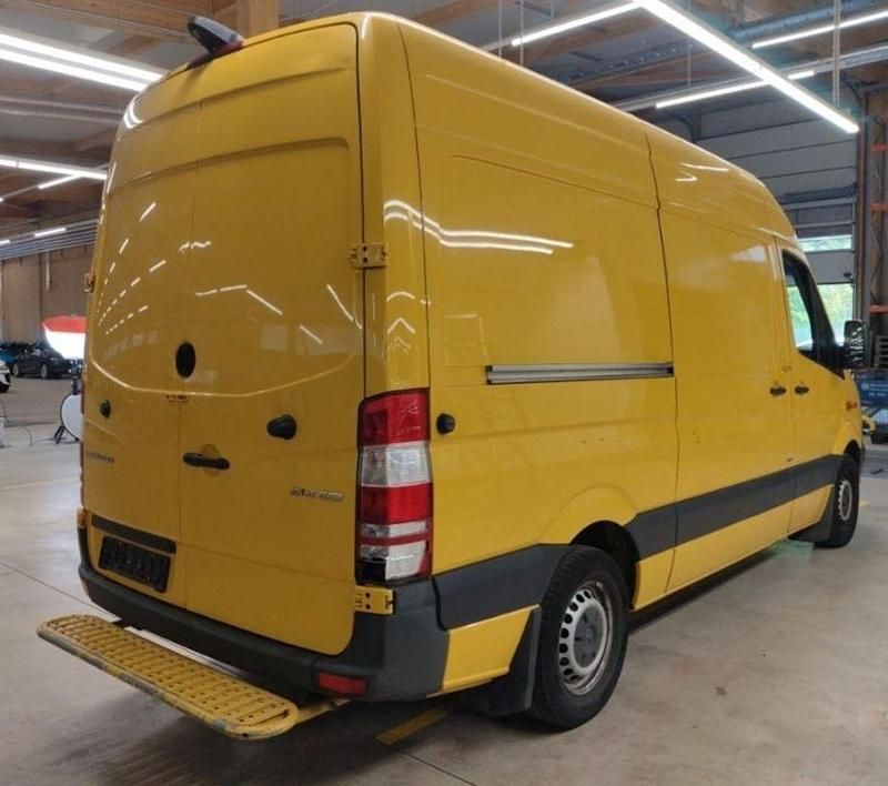 Gebraucht Mercedes Sprinter 143 PS (105 kW) 2016 Gelb Van